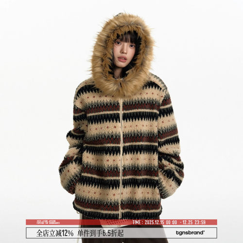 TGNS毛领连帽仿羊羔毛毛衣外套