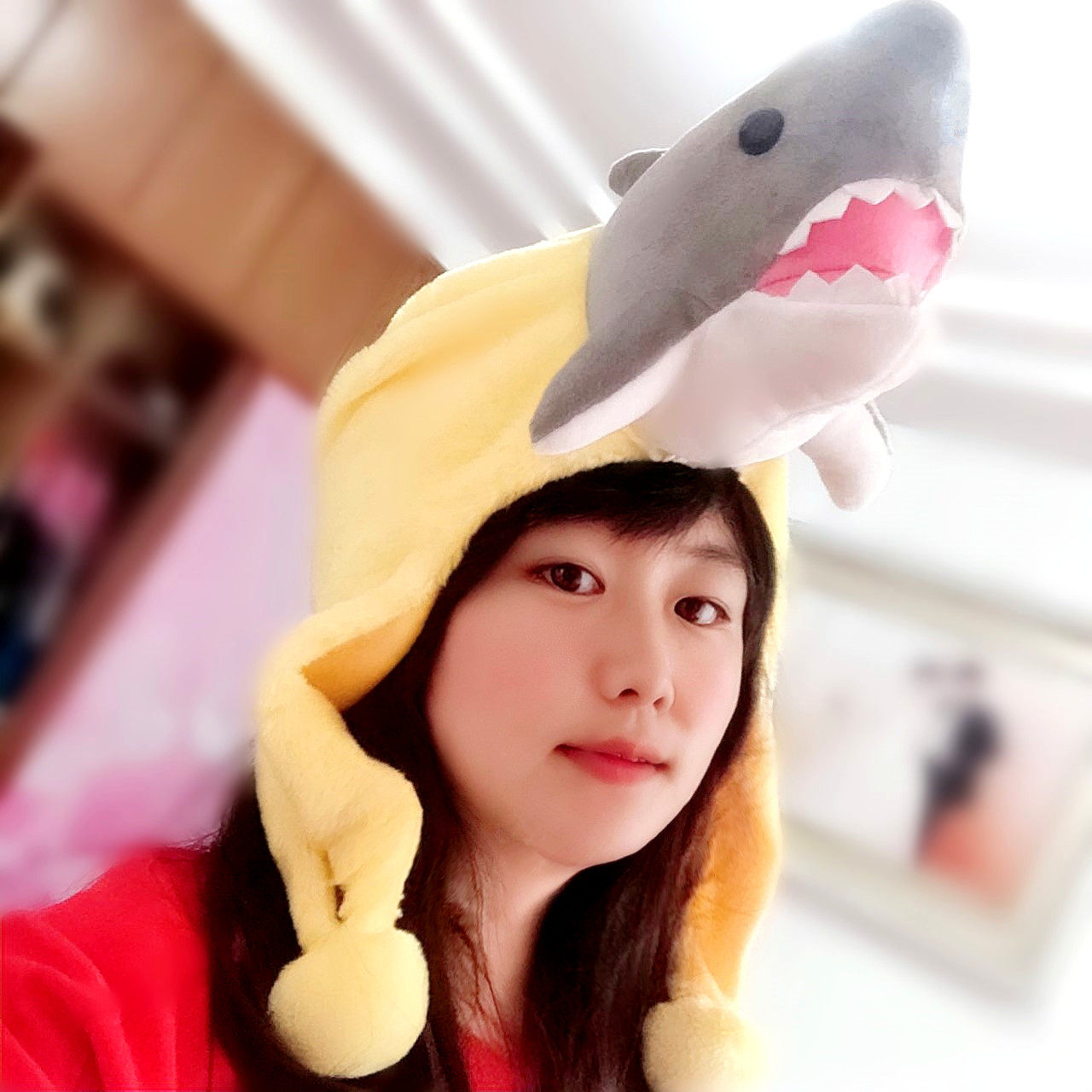 易烊千玺同款黄色鲨鱼帽子卡通头套头饰动物帽子可爱卖萌自拍神器