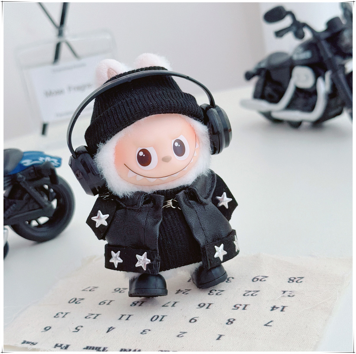 thumbnail for 4.0 baby clothes Labubu fourth generation Labubu baby clothes doll replacement clothes star leather jacket vest 10cm