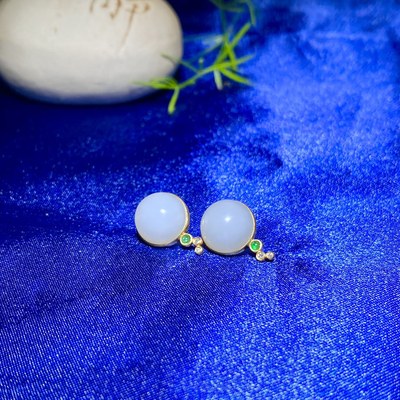 18k黄金镶嵌天然和田白玉耳钉羊脂白玉一级白南非钻石翡翠点缀