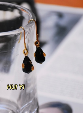 HUI YI STUDIO 不规则小豆豆纯色珐琅釉镶嵌水钻时髦耳坠闪钻心机