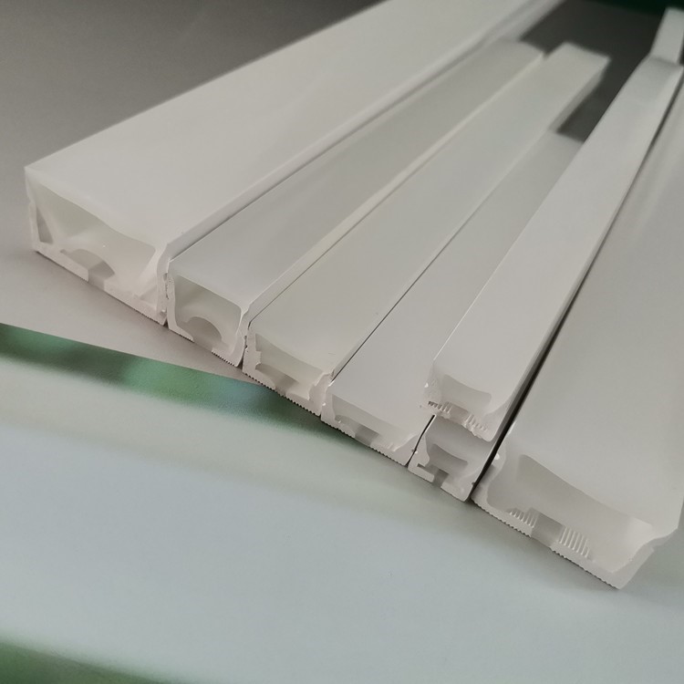 柔性硅胶灯带三面发光线性灯槽软线条灯嵌入式线槽灯弯曲弧形套管