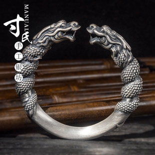 寸银坊云南足银大理手工制作实心圆柱立体浮雕双龙抱柱手镯.传承