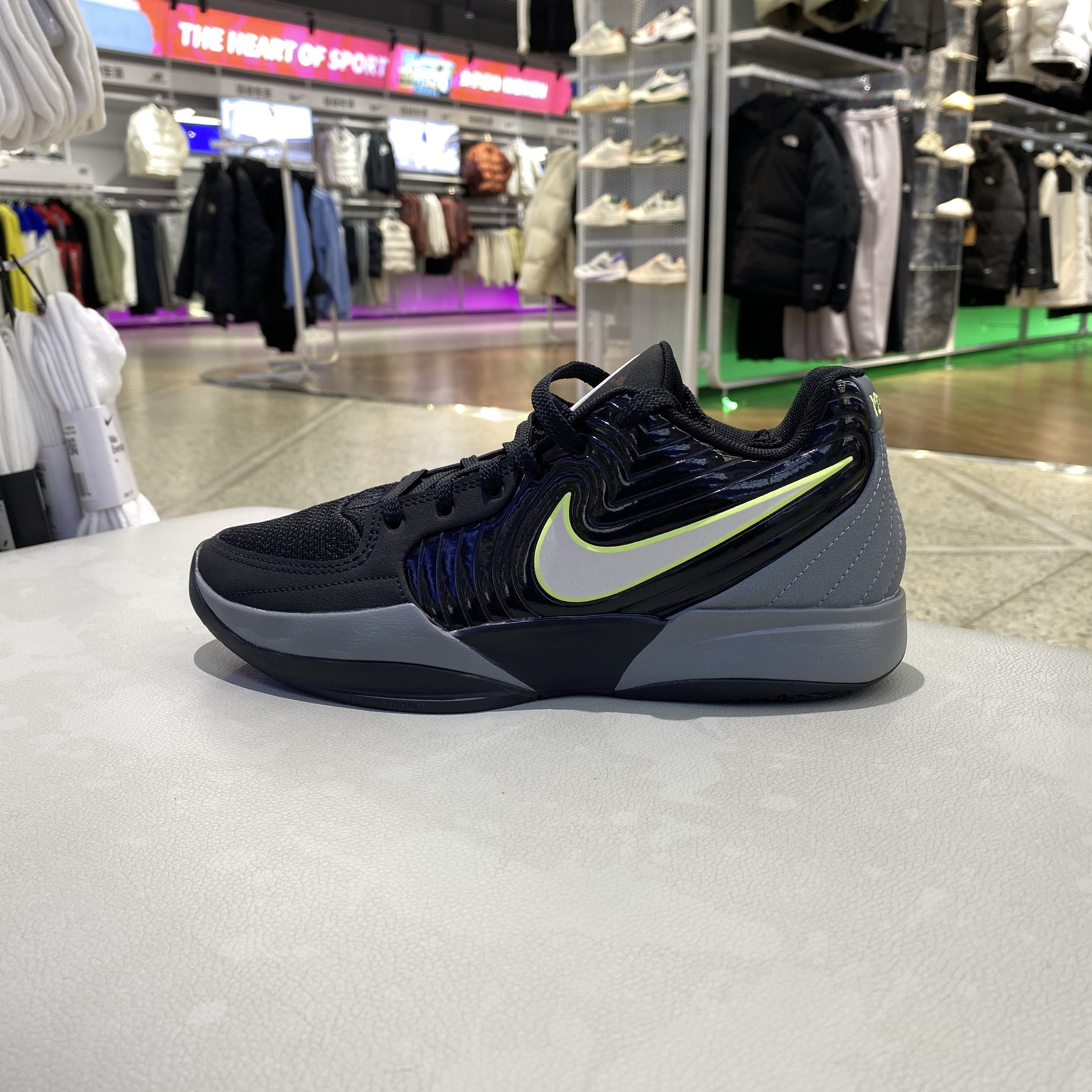 耐克分配款基础款24年莫兰特二代男性FD7327-001