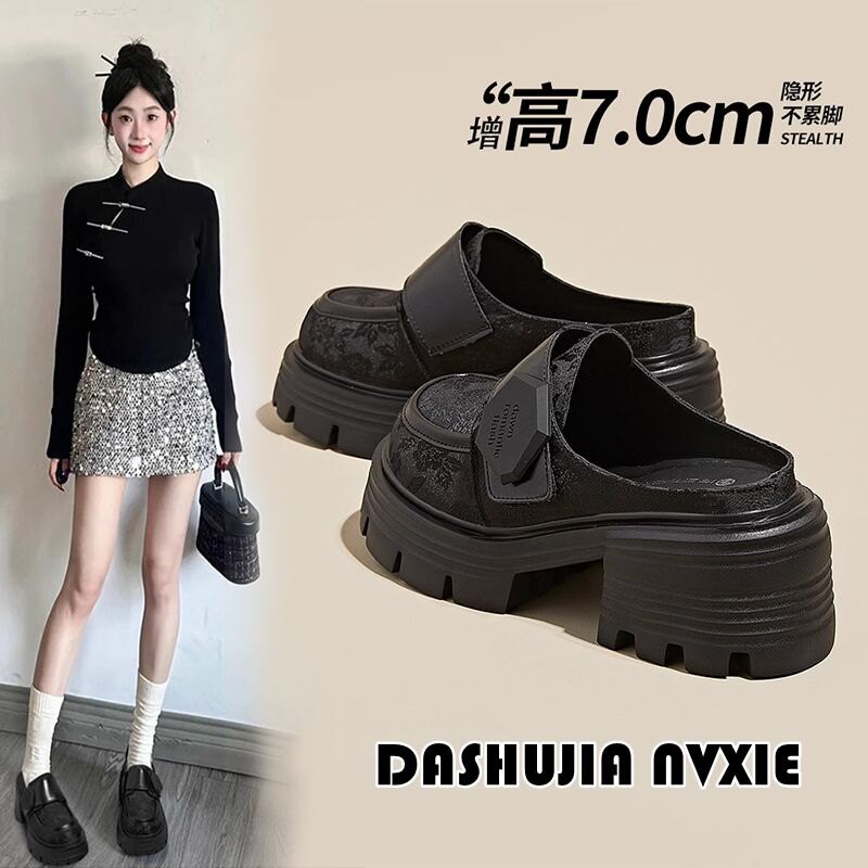 拖鞋女夏外穿2026新款厚底高跟松糕半拖国风包头黑色超火增高凉拖