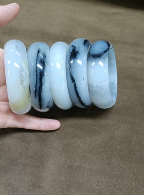 新疆和田籽料青花手镯拍货链接，拍前请联系客服