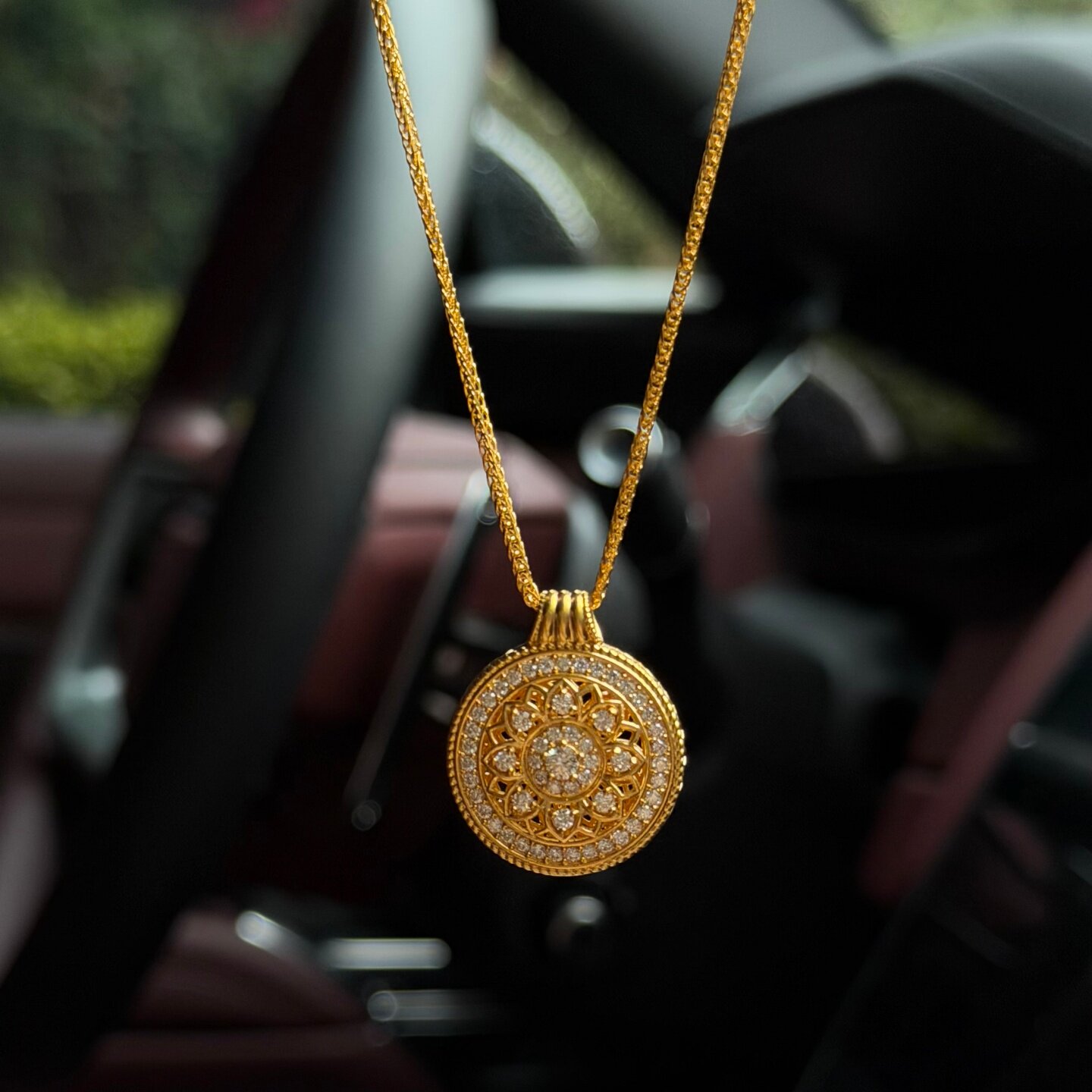 黄金满钻花朵罗盘项链 999足金吊坠情人节送女朋友生日礼物锁骨链