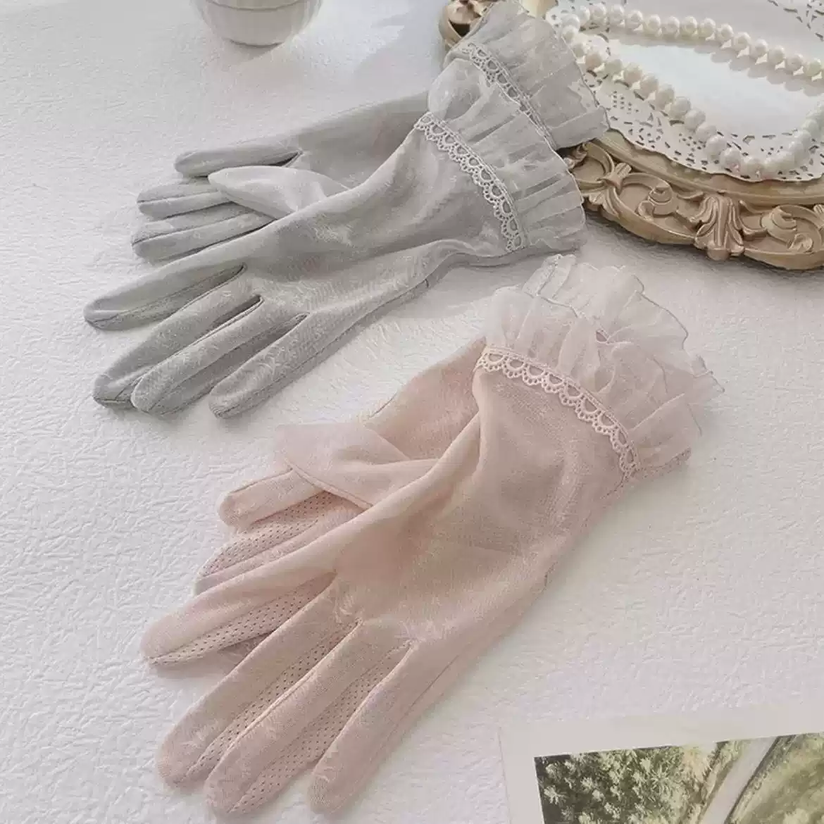 防晒手套女式薄款夏季触屏防滑司机骑电动车冰丝蕾丝短款开车骑行