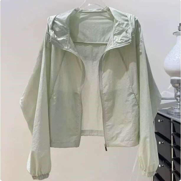 2025夏季新款连帽轻薄防晒衣女宽松显瘦时尚洋气防晒服开衫短外套
