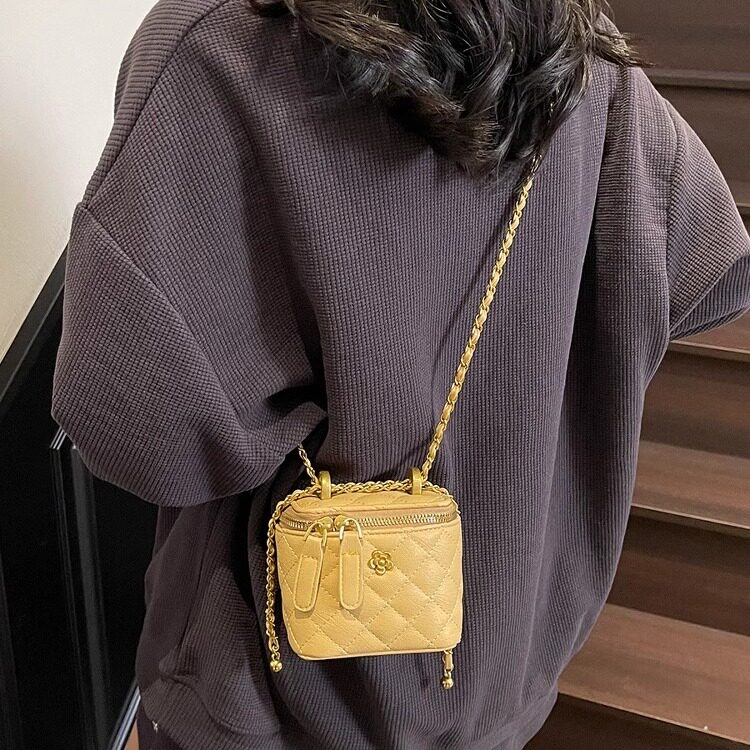 超火迷你小香风盒子小包包女2026新款轻奢小众高级感链条斜挎小包