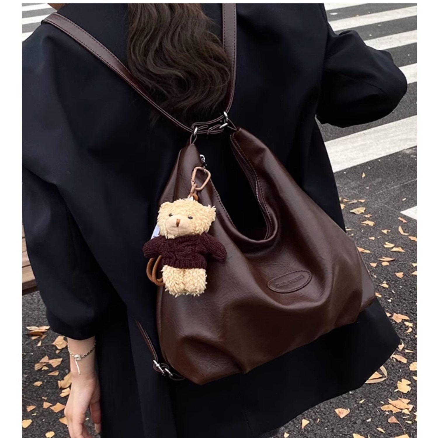 大容量托特腋下包包女式2025新款轻奢小众高级感咖色通勤双肩背包