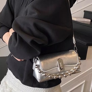 银色斜挎手机包包女式 链条小方包 2025新款 夏天轻奢小众高级感时尚