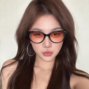 女式猫眼墨镜2026新款黑框腮红渐变粉太阳镜方圆脸显瘦眼镜素颜镜