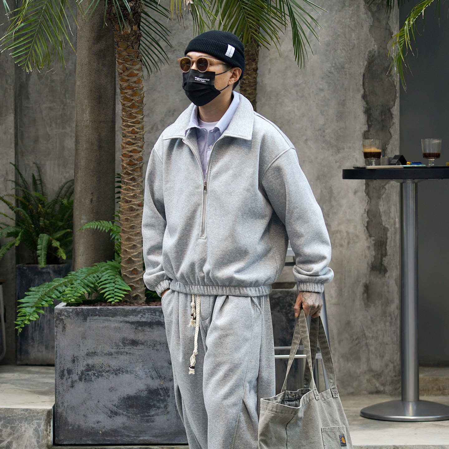 日系复古半拉链双领假两件卫衣