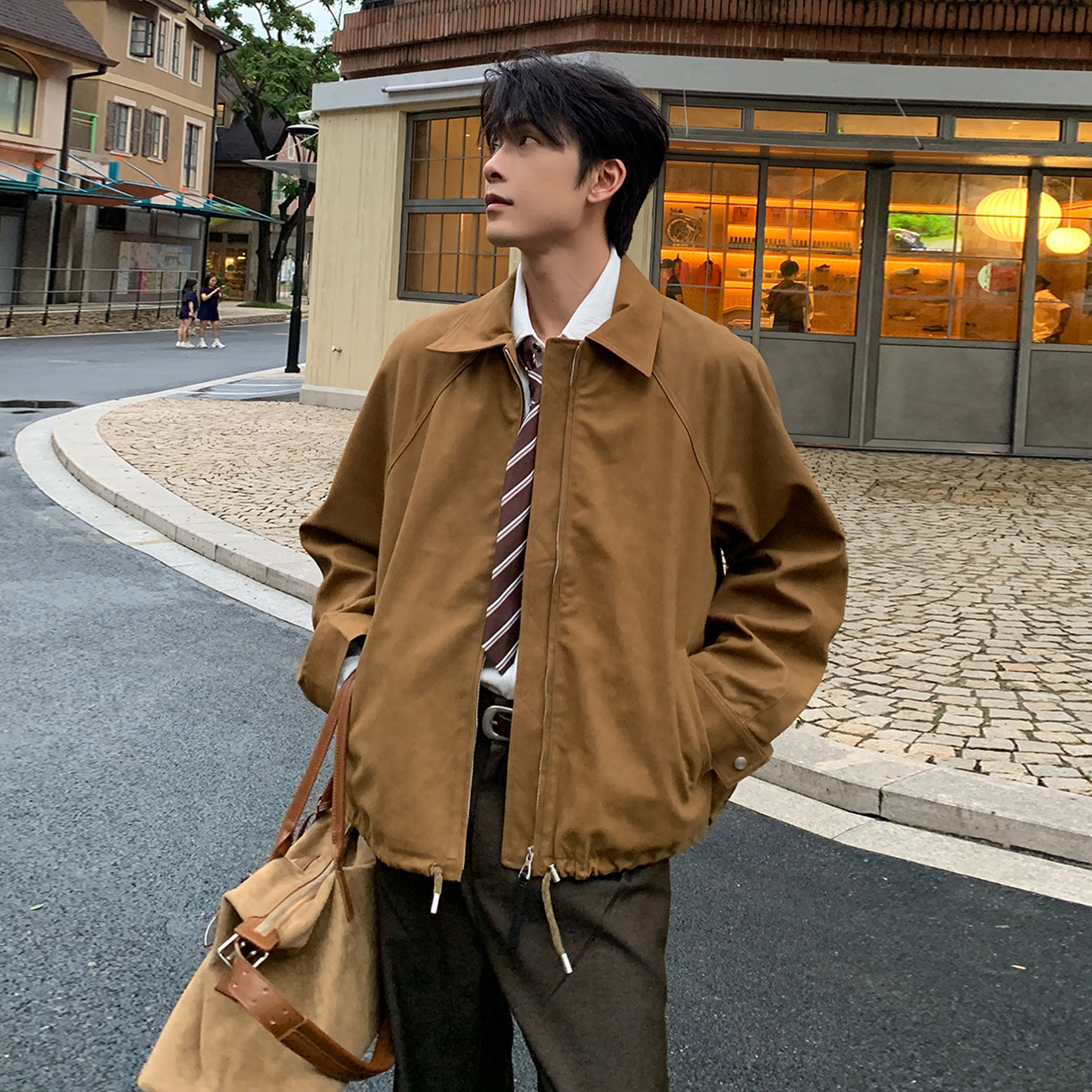 Hualun秋季绒感翻领夹克