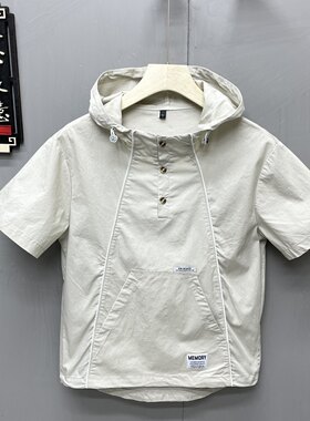 夏季新款短袖男韩版修身潮流拼接连帽工装大兜系扣静色T恤半截袖