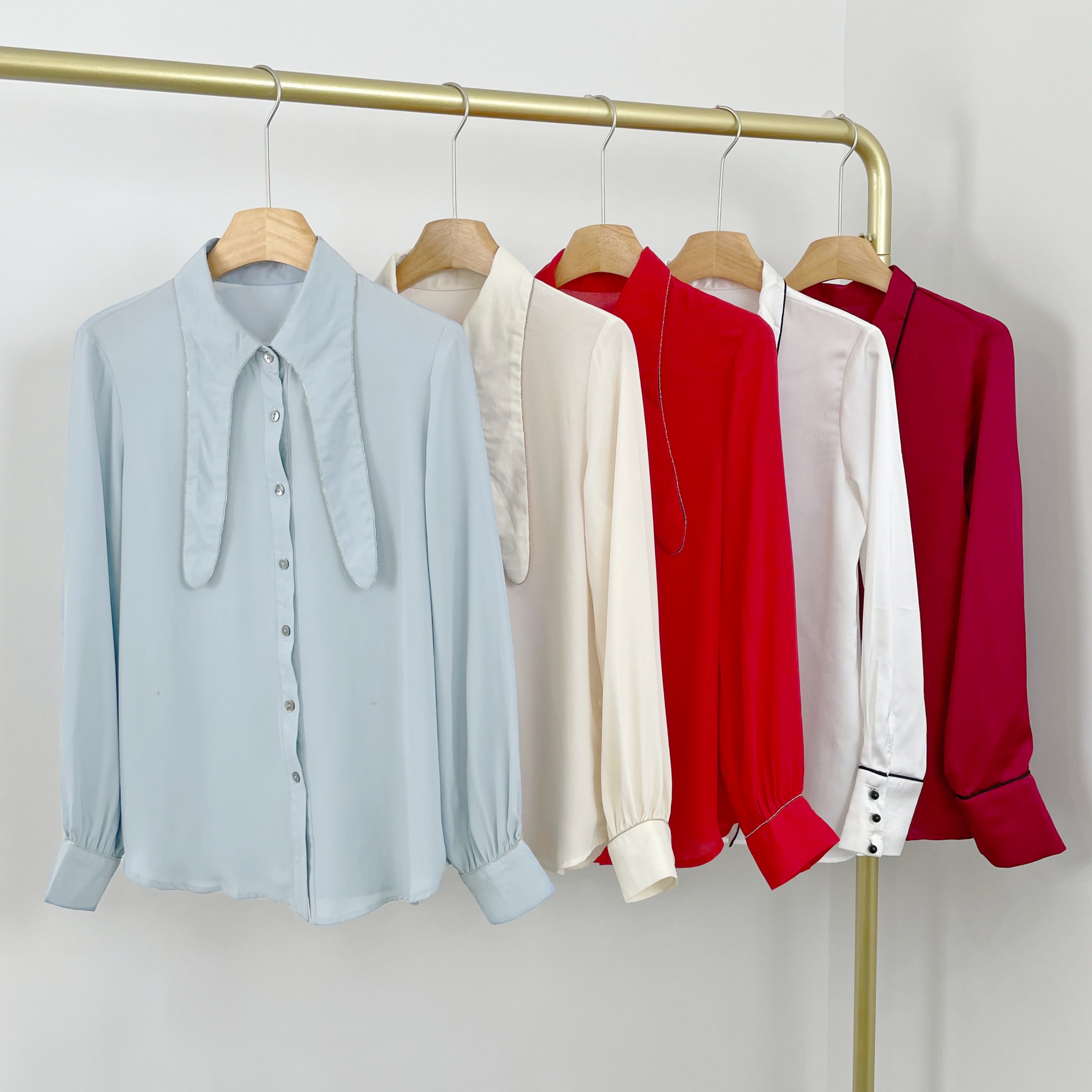 E7018秋季新款百搭多扣兔耳朵女士衬衫OL通勤宽松休闲设计感衬衣