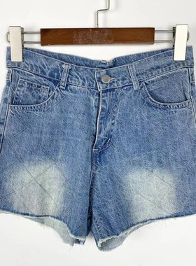 C0044新款外贸女装棉质水洗韩版牛仔短裤菱形格磨白毛边阔脚裤