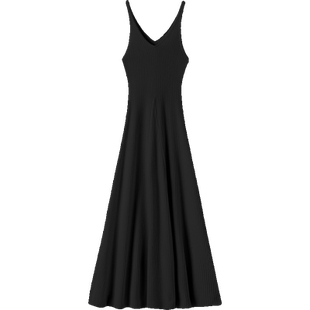 藐视众生！神仙色车厘子红V领吊带羊绒连衣裙伞裙女长款羊绒衫