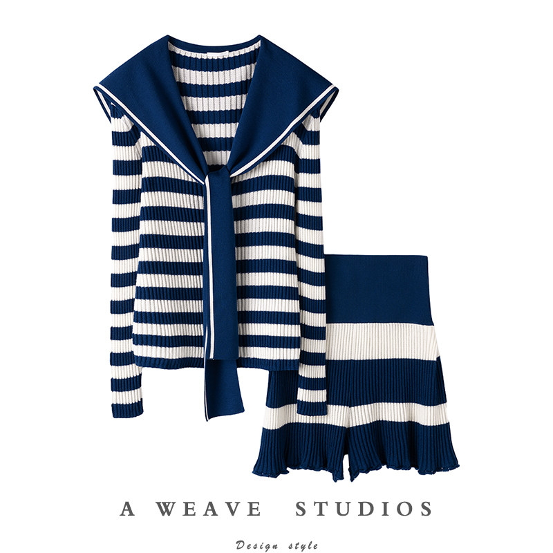 上身满满全是范！新款水手领羊绒衫女蓝白条纹水手领纯羊绒针织衫