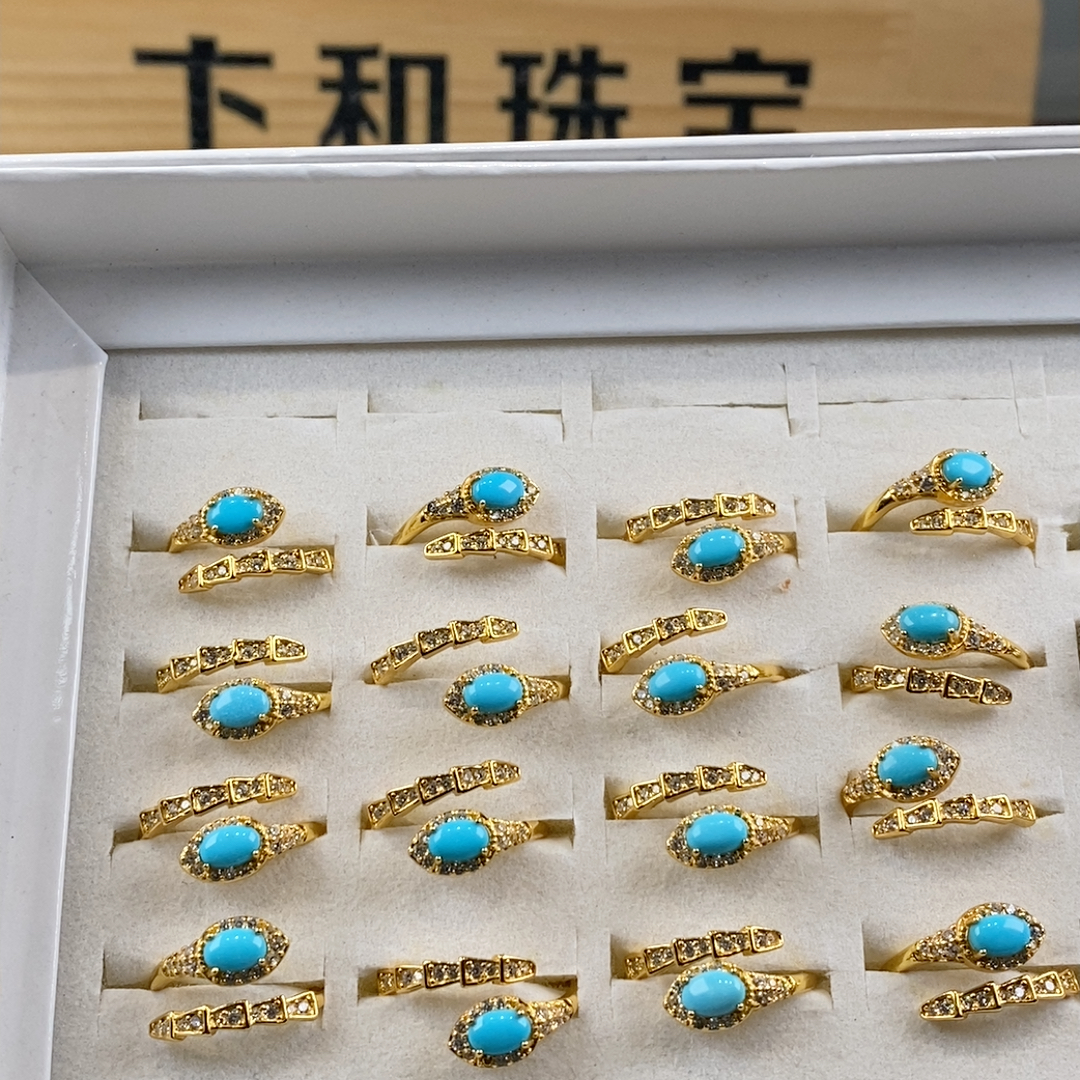 蛇骨戒指一个