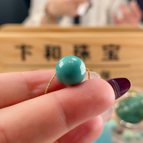 瓷釉级玉化绿圆珠 卡10.7