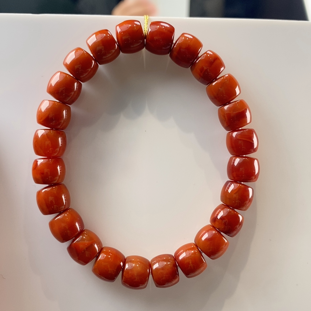 瓦西南红直切手串卡9.5