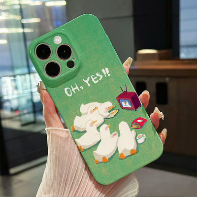看电视的鸭手机壳适用iphone16promax苹果15pro全包可爱简约14pm菲林软壳13华为mate70荣耀200红米k80vivos20