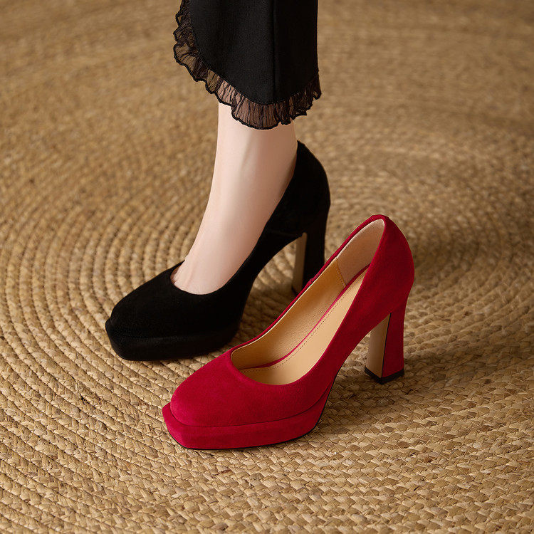 2026气质不累脚夏季配裙子粗跟单鞋真皮女鞋子绝美小高跟鞋