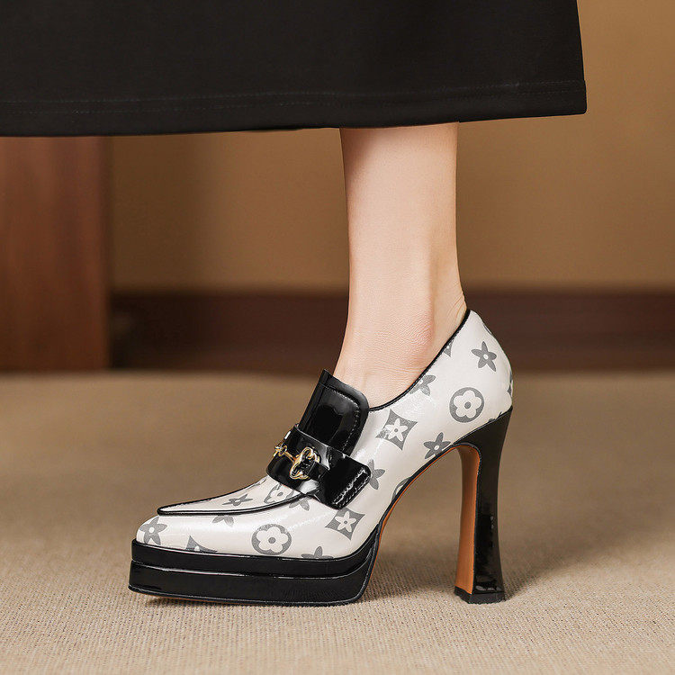 2026春秋粗跟尖头防水台金属扣高跟乐福鞋小香风印花深口单鞋,女鞋,深口单鞋,淘宝优惠券,粉丝福利购,淘宝优惠卷