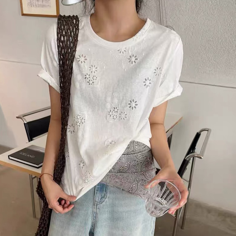 2026春季新款欧货洋气钩花镂空T恤女短袖宽松时髦别致上衣8566