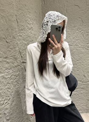 拼接蕾丝连帽长袖T恤女白色宽松百搭打底衫上衣2026春秋欧货8285