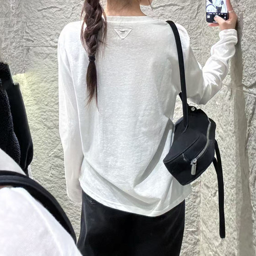 DW春秋雪花棉后背设计感长袖t恤女圆领宽松显瘦洋气打底衫8268