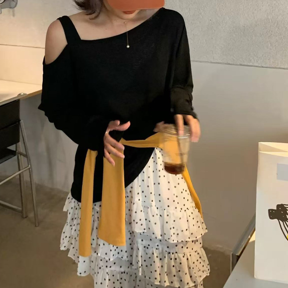 冰丝单肩薄款长袖T恤女纯色宽松显瘦露肩防晒衫上衣夏季韩版8608