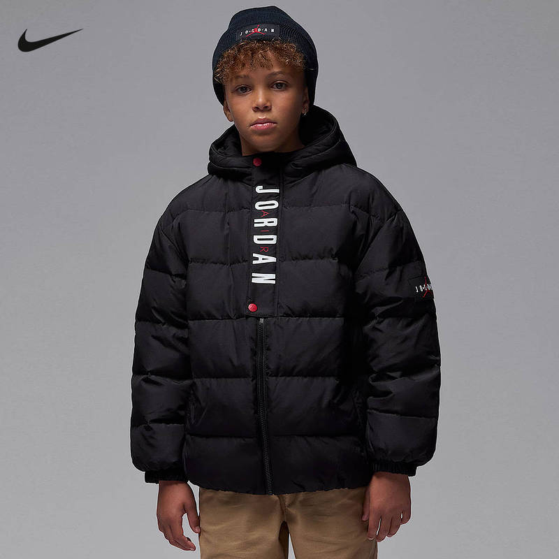 JORDAN耐克大童羽绒服夹克25冬新款男童防泼水连帽外套IR0945-010
