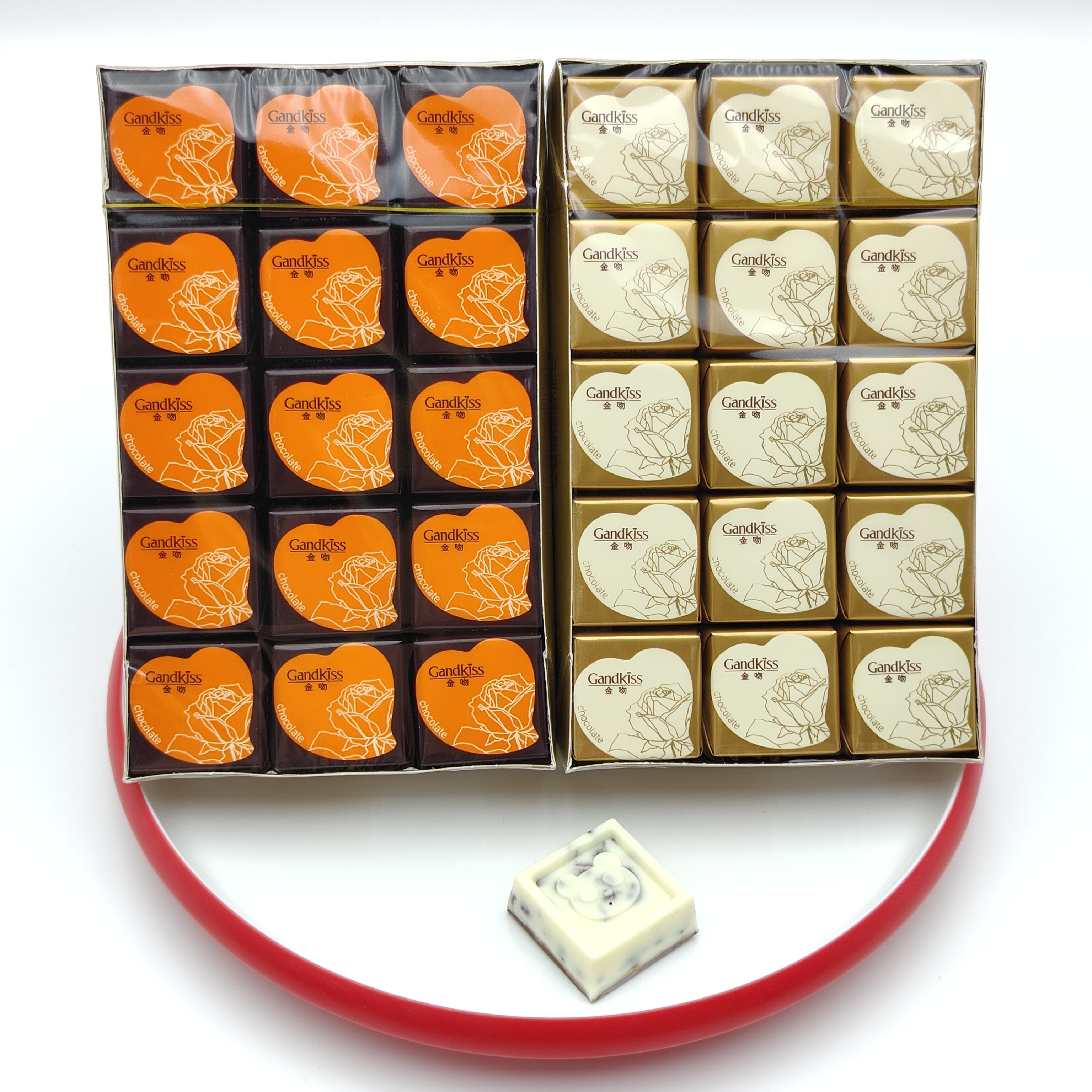 好邻居金吻纯脂方块巧克力曲奇巧克力盒装休闲零食商超同款喜糖