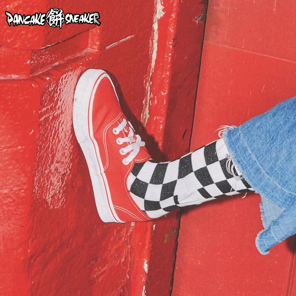 Vans Authentic 红白红色经典款男鞋女鞋滑板鞋休闲鞋帆布鞋在类目 运动鞋new, 板鞋/休闲鞋中 - 来自Buy2taobao.com提供专业的淘宝代购服务