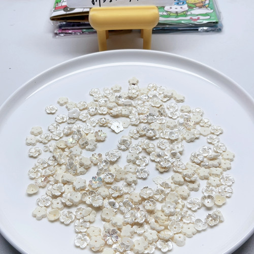 E15约0.7-1.2CM树脂仿贝壳花混发250-260个 diy手工材料满30包邮