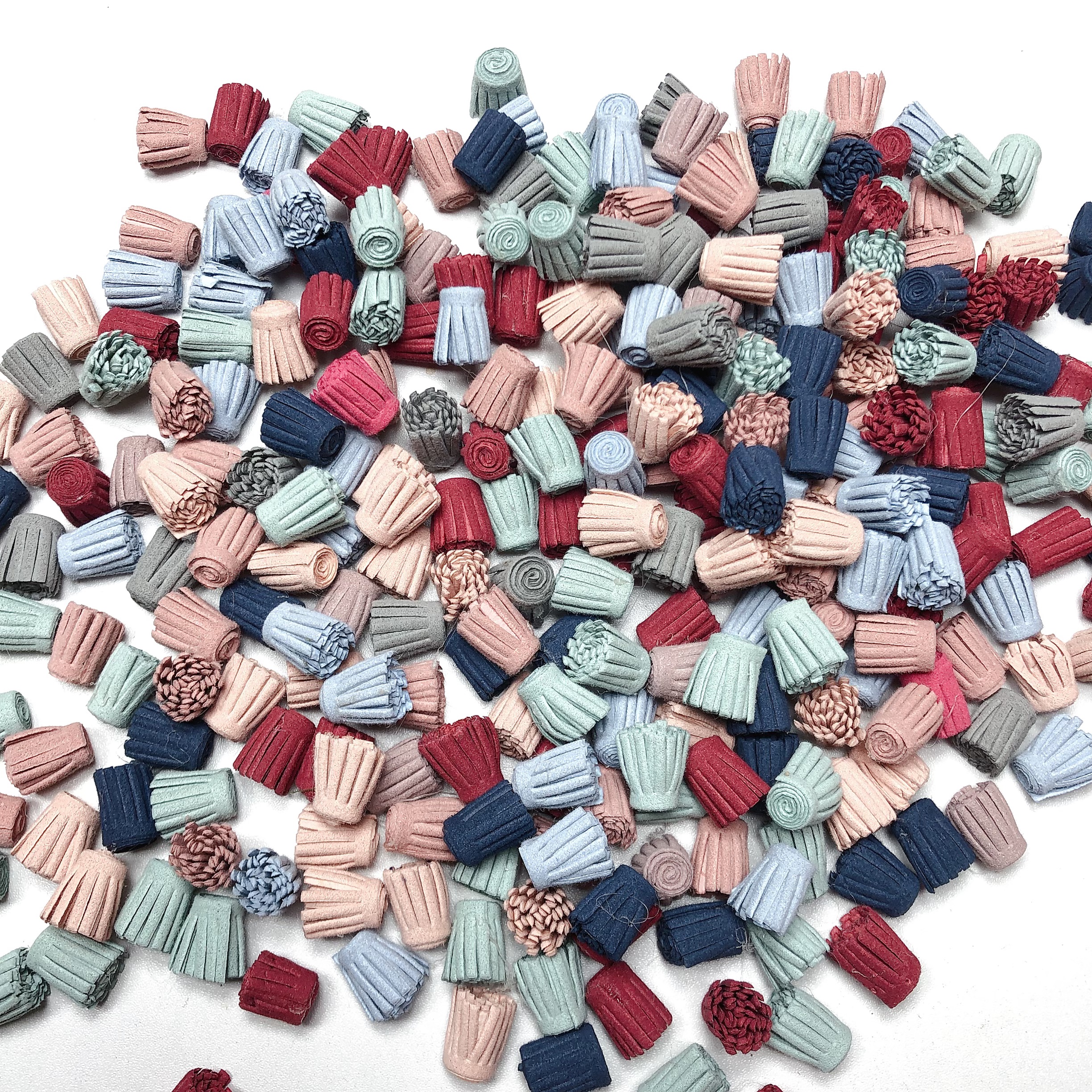 T28约1.4CM鹿皮绒流苏约250-260个diy手工材料配件满30包邮