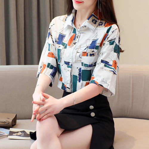 衬衫女夏雪纺复古港味风宽松短袖