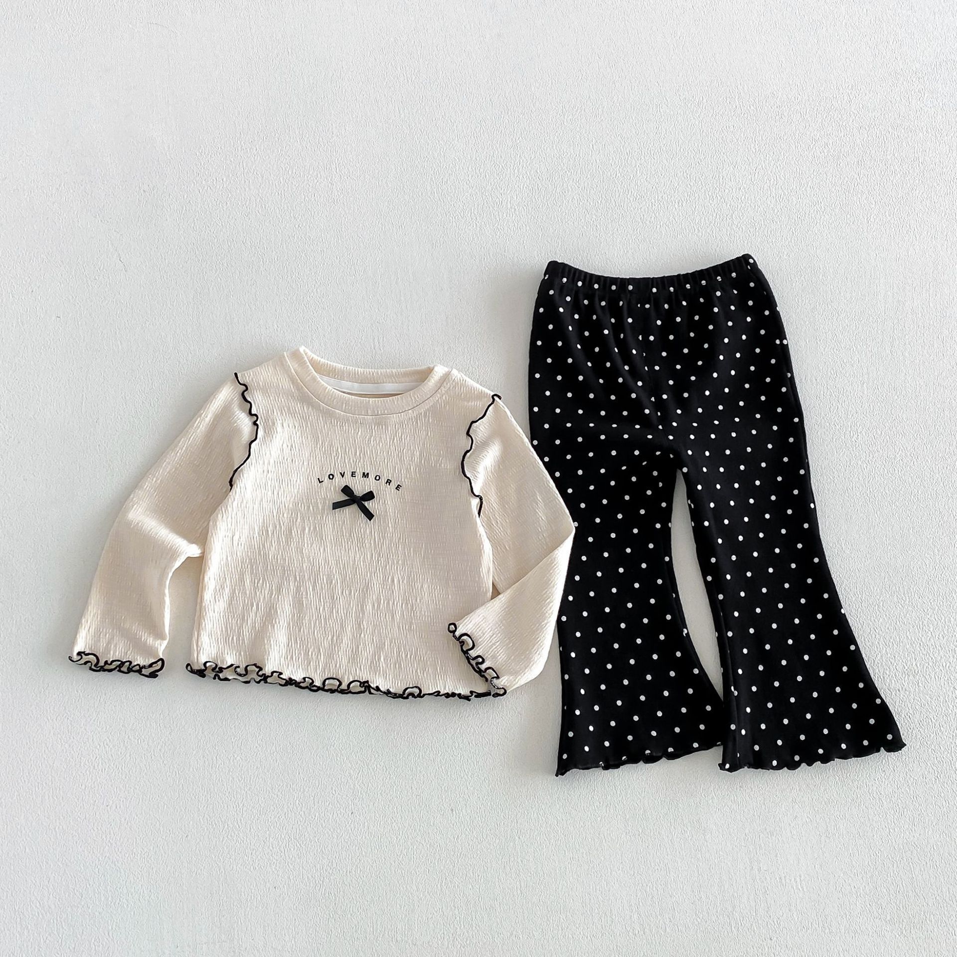 女童秋季休闲套装2026新款木耳边长袖T恤宝宝波点喇叭裤二件套潮图片
