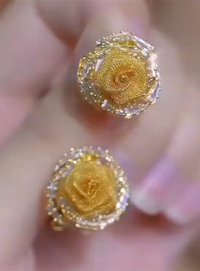 设计感金色锆石玫瑰花耳环女
