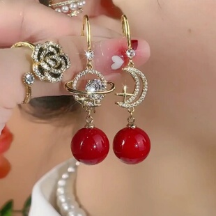 日月星辰复古红珠珠流苏耳环女高级感法式耳钩轻奢气质显脸瘦耳饰