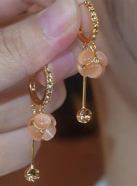 春夏新款猫眼石球球流苏耳环女高级感微镶耳扣轻奢气质显脸瘦耳饰