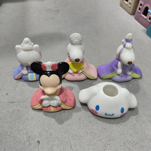 非偏远地区凑满19包邮部分瑕/简易史努比狗米妮米奇摆件