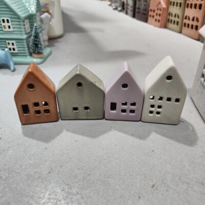 非偏远地区凑满19包邮部分瑕/小房子摆件不均缺釉