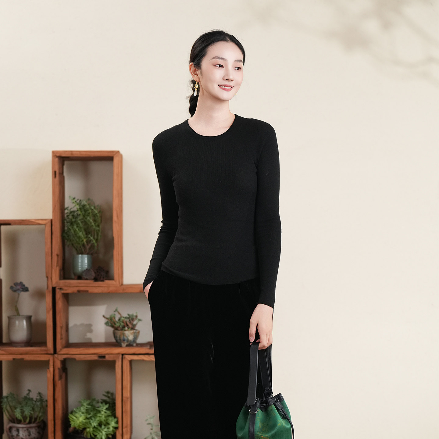 布符新中式「丝羊绒圆领无缝针织毛衫」2026年新品春季长袖内搭女