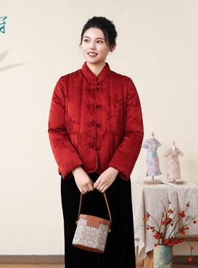 布符新中式「红色提花银杏珠绣盘扣鹅绒服」2025年冬季女士羽绒服