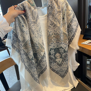 淡雅腰果花围巾女春夏新款大方巾亚麻手感旅游丝巾空调房外搭披肩