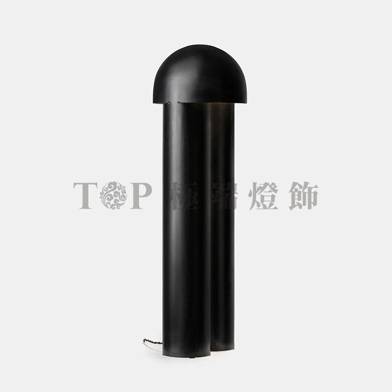 北欧客厅沙发旁几何金属巨石整体式落地灯工业风展厅酒店不锈钢灯